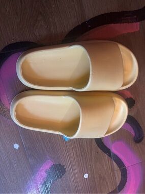 Women’s Yellow Slide Sandals - Minimal Comfort